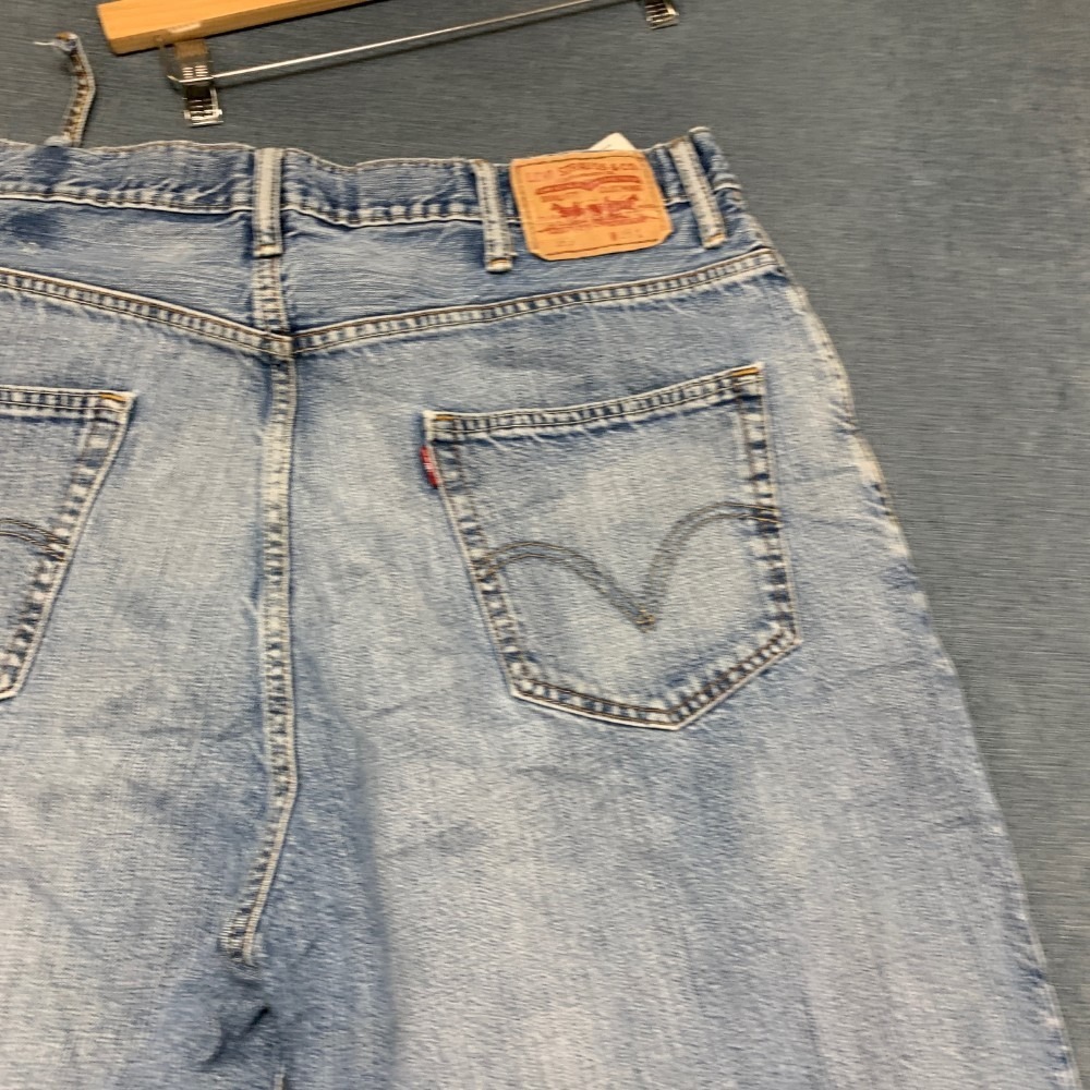 Levi's 569 Straight Denim Shorts Mens 38x12 Blue Cotton Loose Fit Medium Wash - Picture 5 of 16